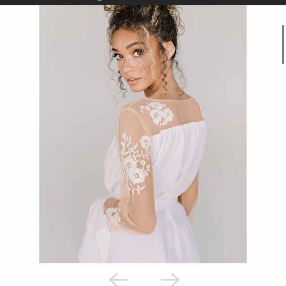 Bridal Robe white lace